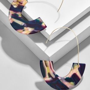 BaubleBar Faidra Resin Drop Earrings - navy